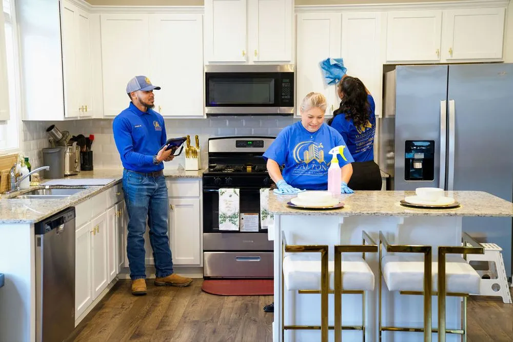 Custom lawn care service experts serving Dallas, GA - Walton's Janitorial and Landscaping