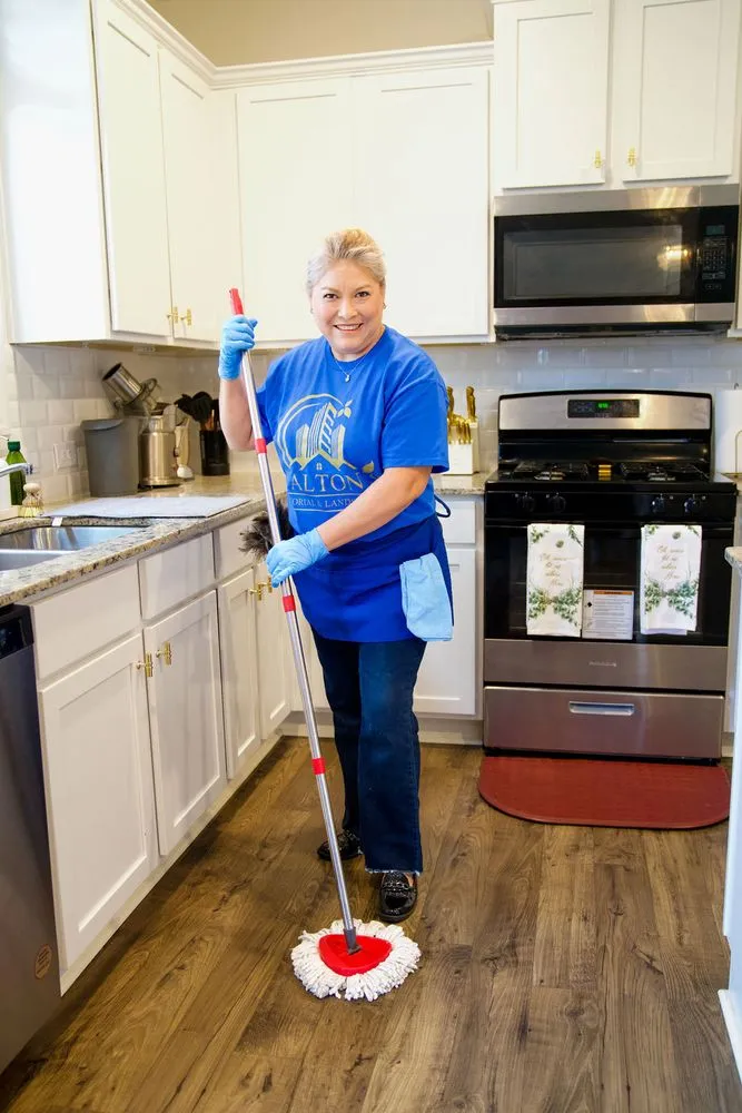 Expert outdoor landscaping experts serving Dallas, GA - Walton's Janitorial and Landscaping