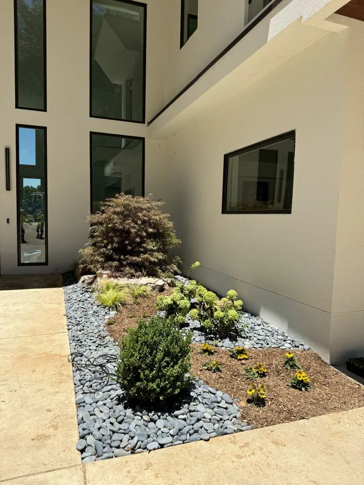 Top-rated outdoor landscaping in Fayetteville, GA - Walt's Landscaping & Lighting