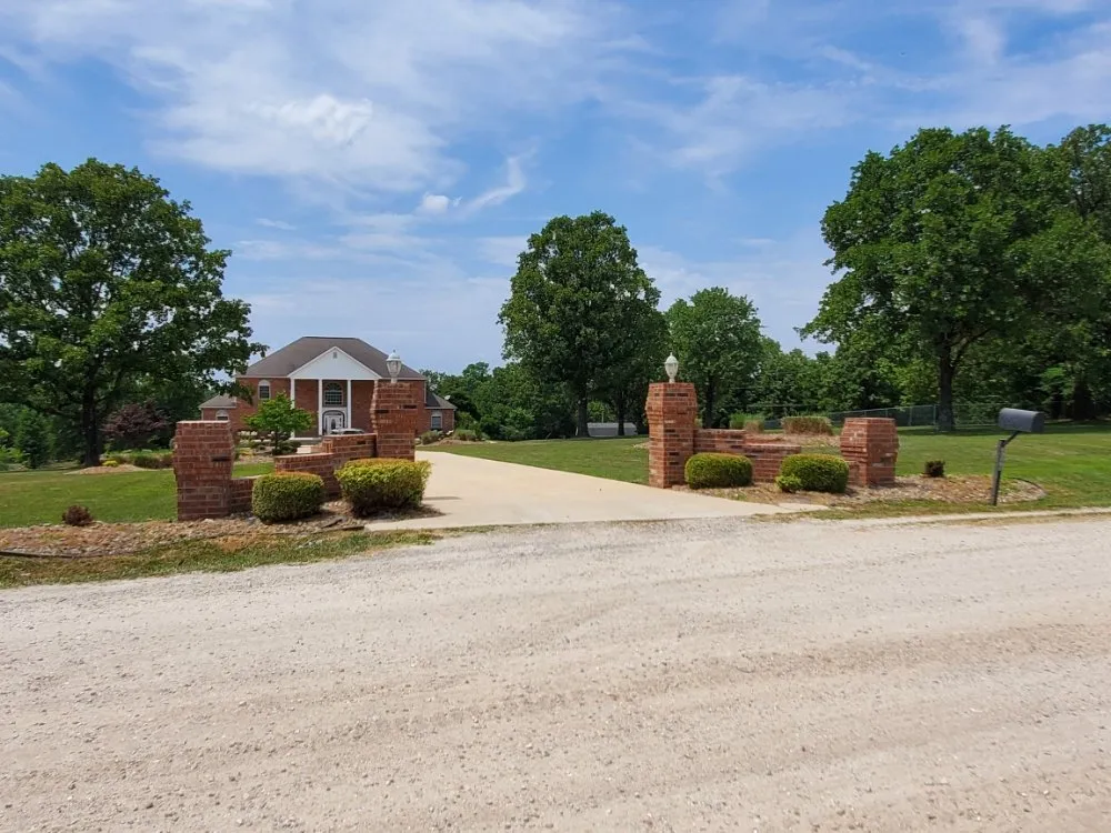 Top-rated yard maintenance for homes across Saint Robert, MO - WAMC1 Lawn Care and Landscaping