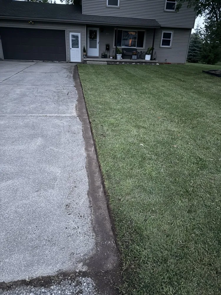 Local residential landscaping in Kaukauna, WI - Wanty Lawn