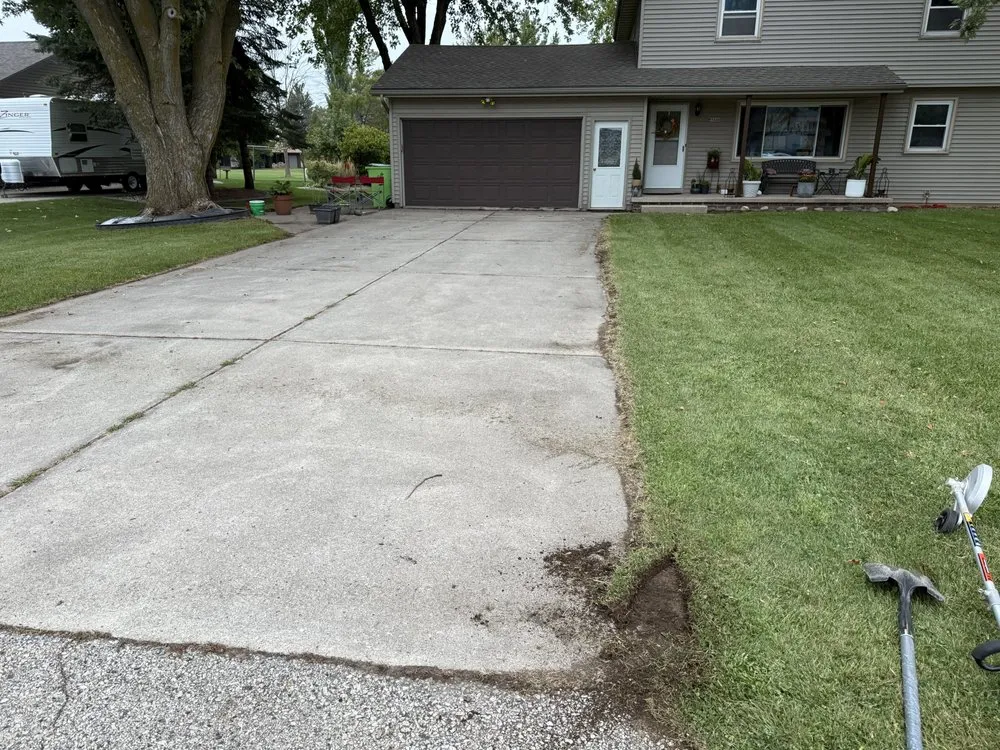 Local outdoor landscaping for homes across Kaukauna, WI - Wanty Lawn