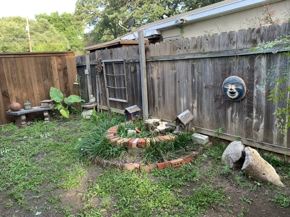 Affordable yard maintenance in Early, TX - War Horse Lawn Service