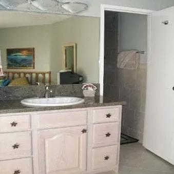 Trusted lawn care service for residential properties in Kansas City, MO by Wardrip Landscaping