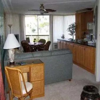 Custom lawn care service in Kansas City, MO by Wardrip Landscaping