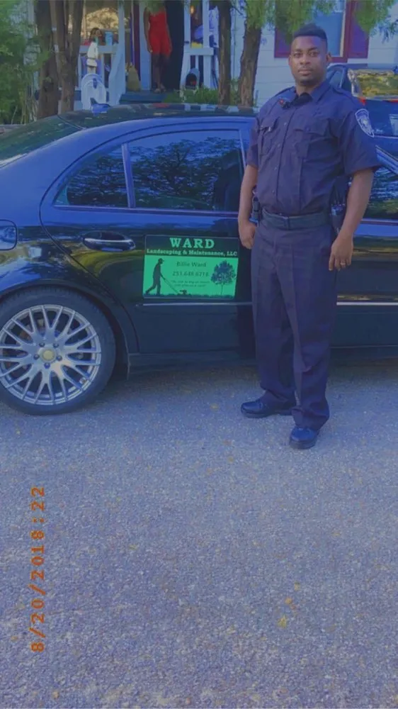 Custom lawn care service experts serving Mobile, AL - Wards landscaping And Maintenance