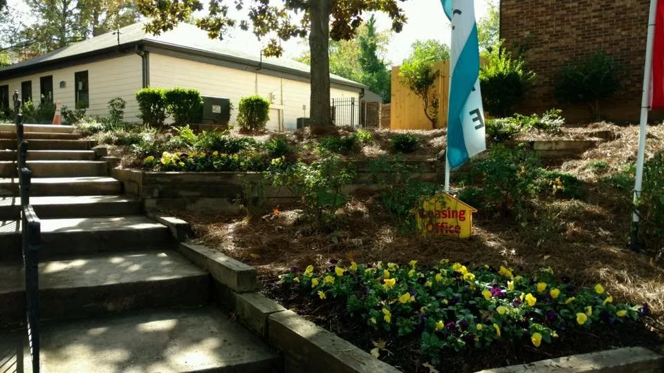 Reliable garden landscaping experts serving Flovilla, GA - Wards Landscaping