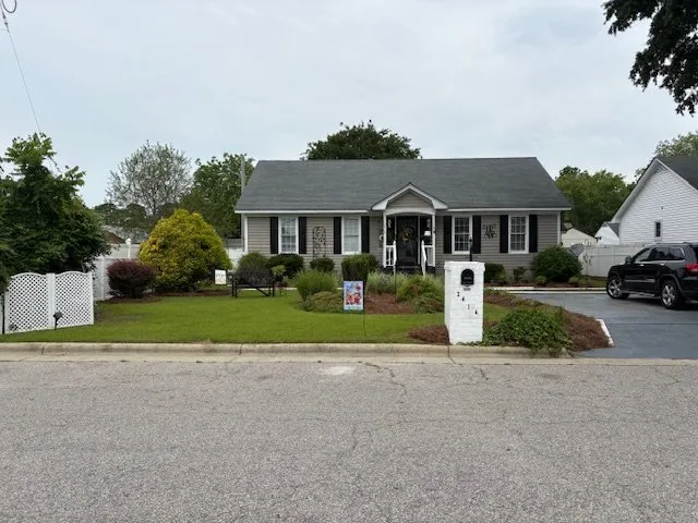Expert landscaping services with custom design in Stantonsburg, NC by Wards Lawn Care