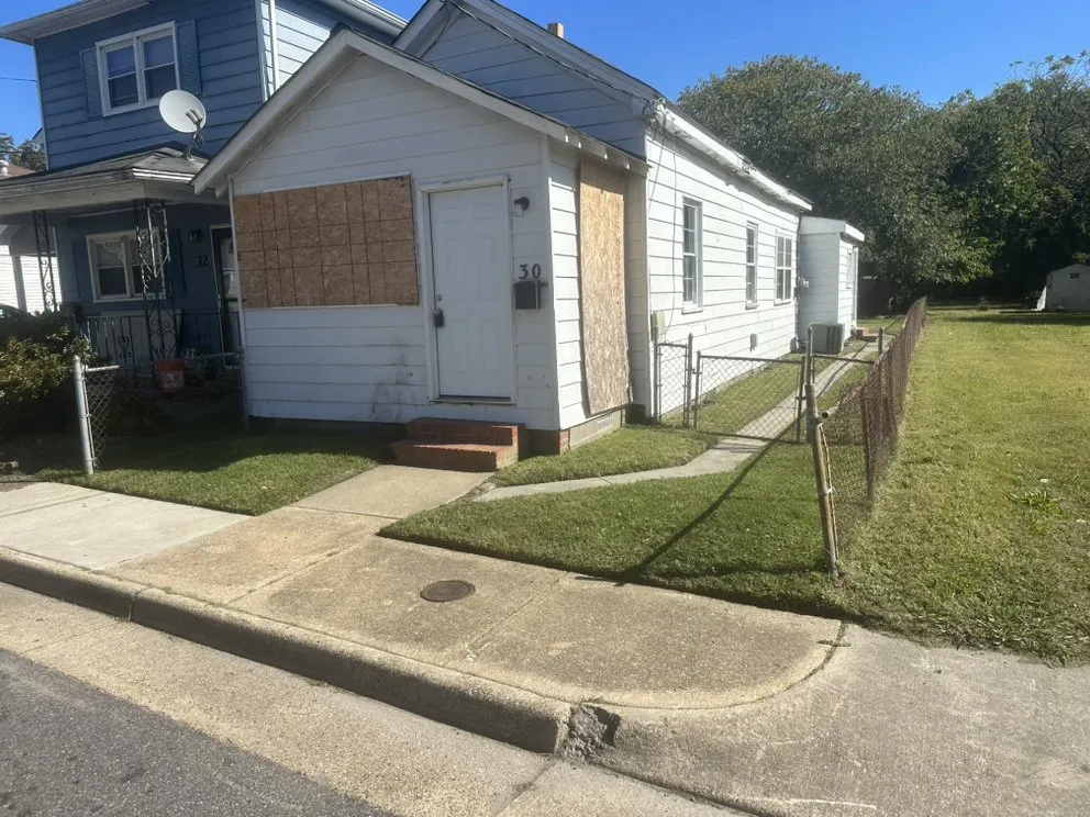 Reliable garden landscaping experts serving Newport News, VA - Ware services