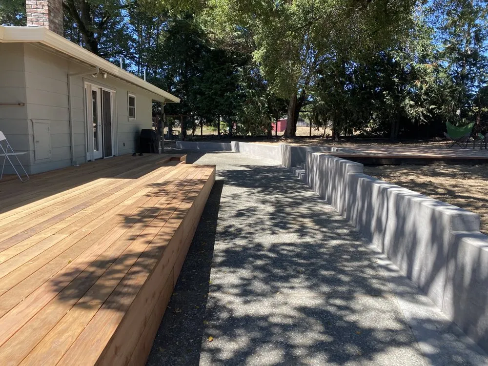 Top-rated yard cleanup service experts serving Santa Rosa, CA - Warner Landscape Construction