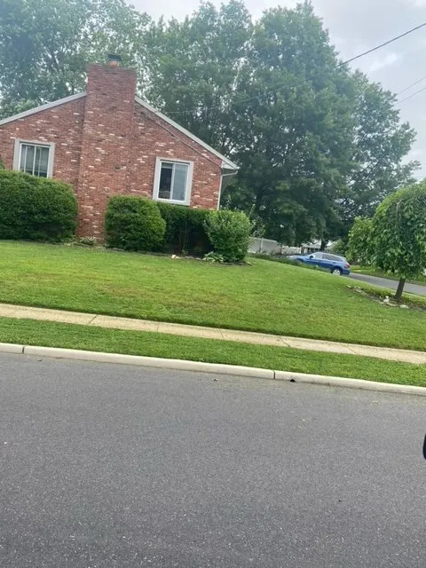 Local lawn mowing service in Woodbury, NJ by Warner's Lawn Care