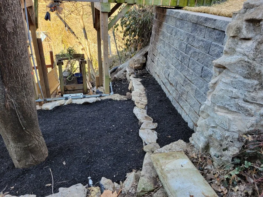 Expert landscaping services in Cottage Hills, IL by Warnick Complete Land Managment