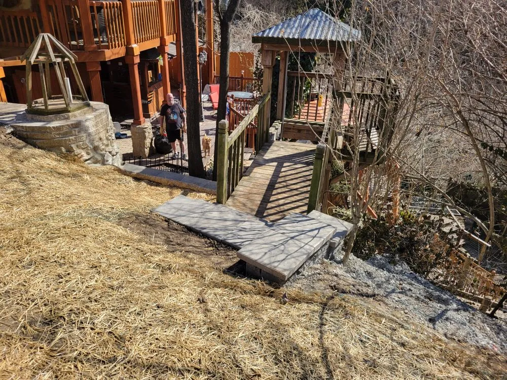 Trusted residential landscaping in Cottage Hills, IL - Warnick Complete Land Managment