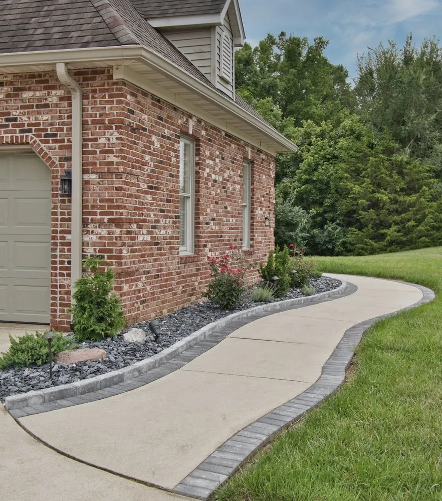 Reliable landscaping services experts serving Cottage Hills, IL - Warnick Complete Land Managment