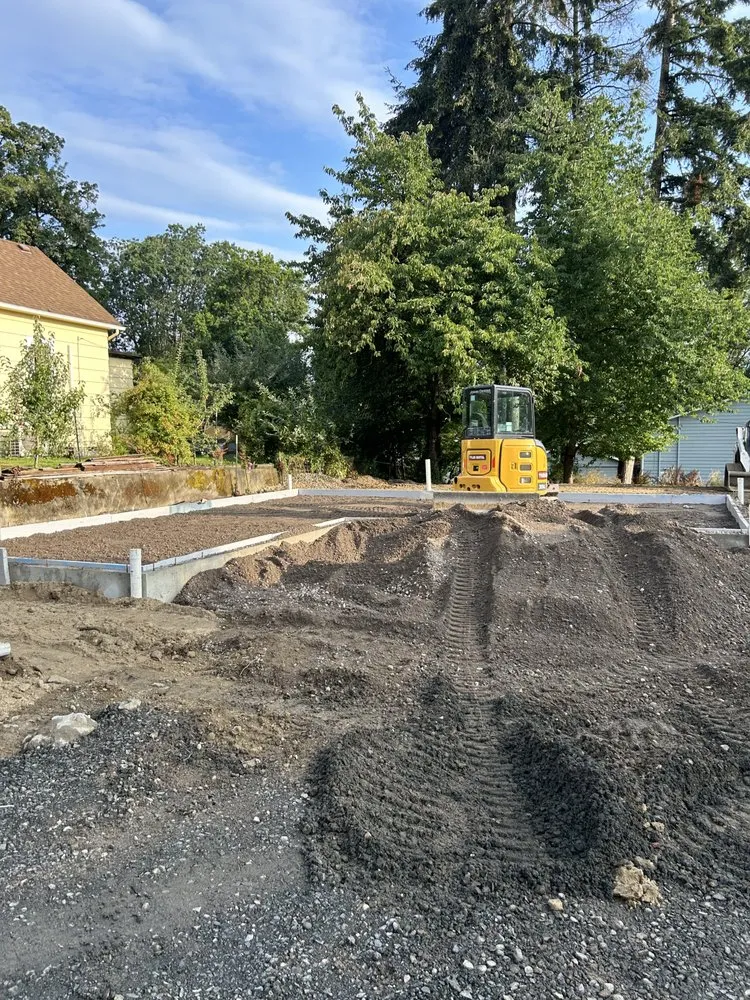 Custom landscape design near you in Olympia, WA by Warr Construction