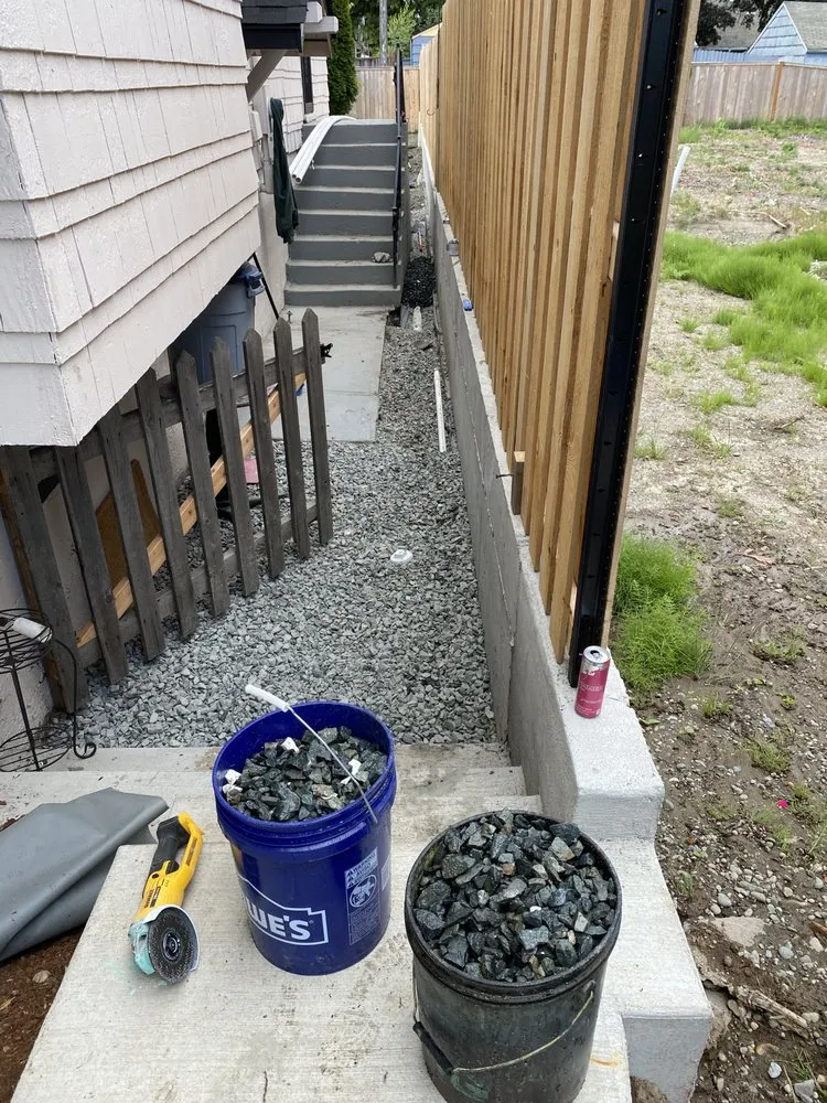 Top-rated lawn care service experts serving Olympia, WA - Warr Construction