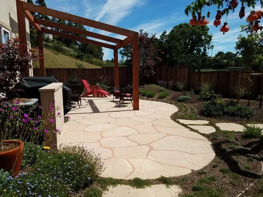 Warren Design Landscaping Logo