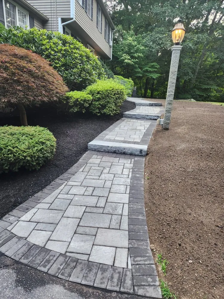 Top-rated yard maintenance in Shrewsbury, MA - Warren Landscaping
