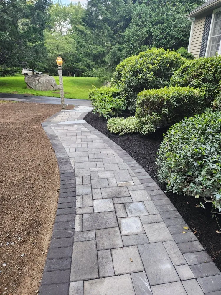 Reliable lawn mowing service experts serving Shrewsbury, MA - Warren Landscaping