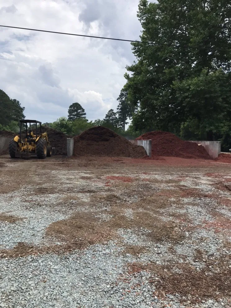 Local yard cleanup service in Creedmoor, NC by Warren’s Landscaping