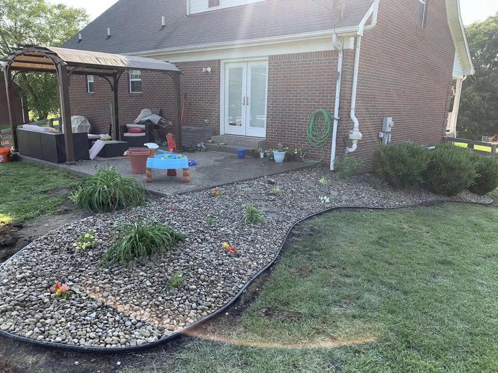Professional landscape installation experts serving Shepherdsville, KY - Warrens lawn & landscaping