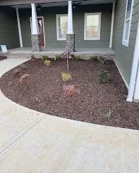 Top-rated yard maintenance for residential properties in Monroe, MI by Warren’s Lawn Maintenance