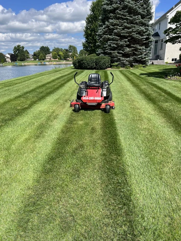 Local landscape installation experts serving Clinton Township, MI - Warrens Outdoor Maintenance