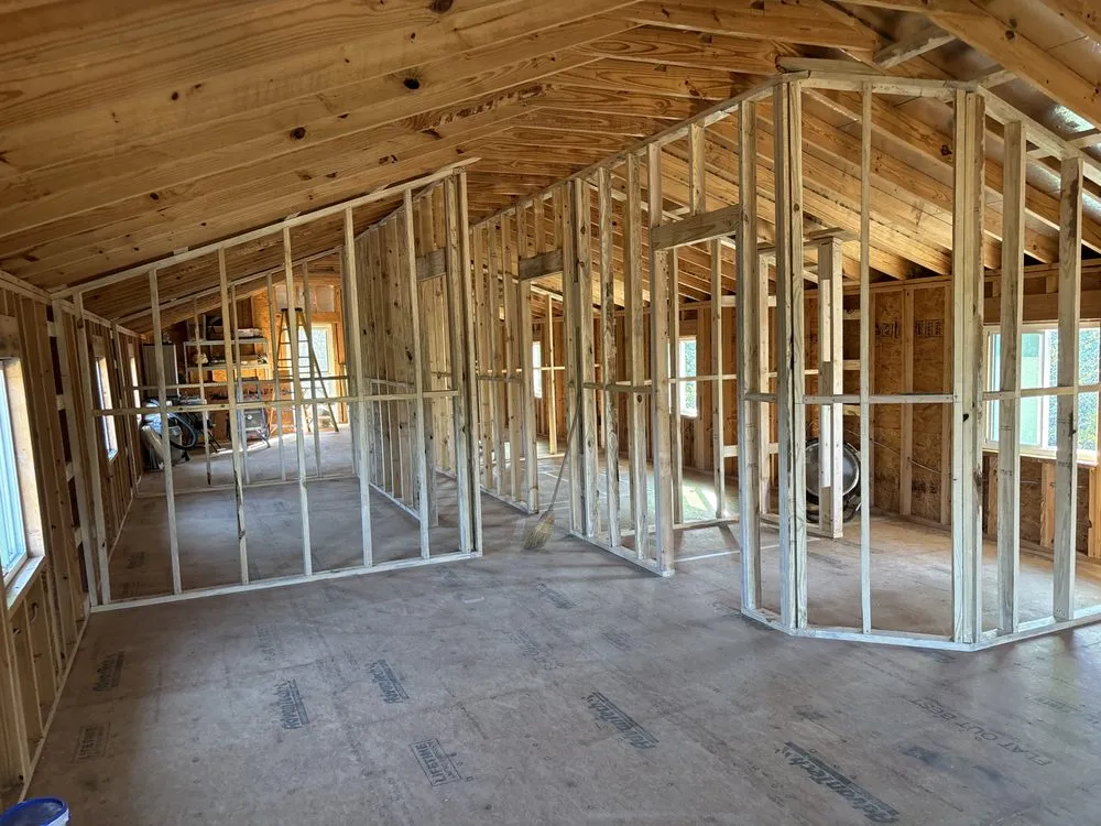 Top-rated lawn mowing service experts serving Needville, TX - Warrior siding