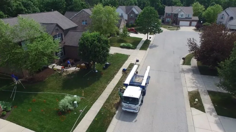 Affordable yard maintenance in Franklin, IN by Warweg