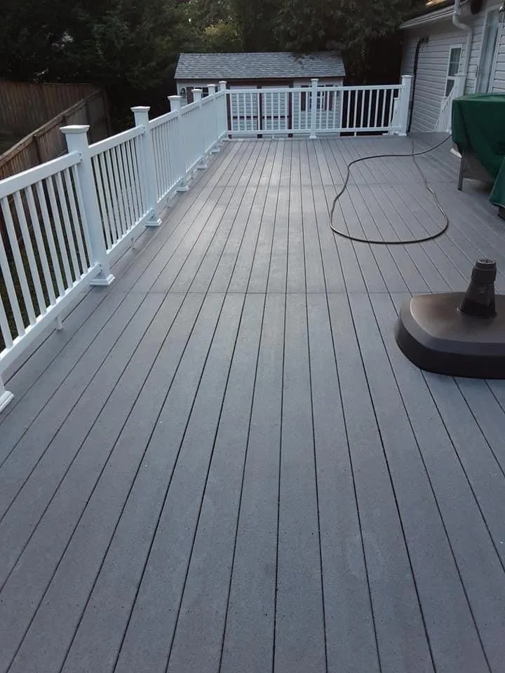 Custom yard cleanup service in Havelock, NC by Wash Em All