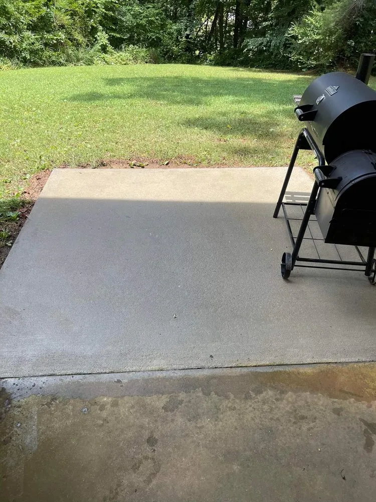 Expert lawn care service in Candler, NC by Washed By the Water