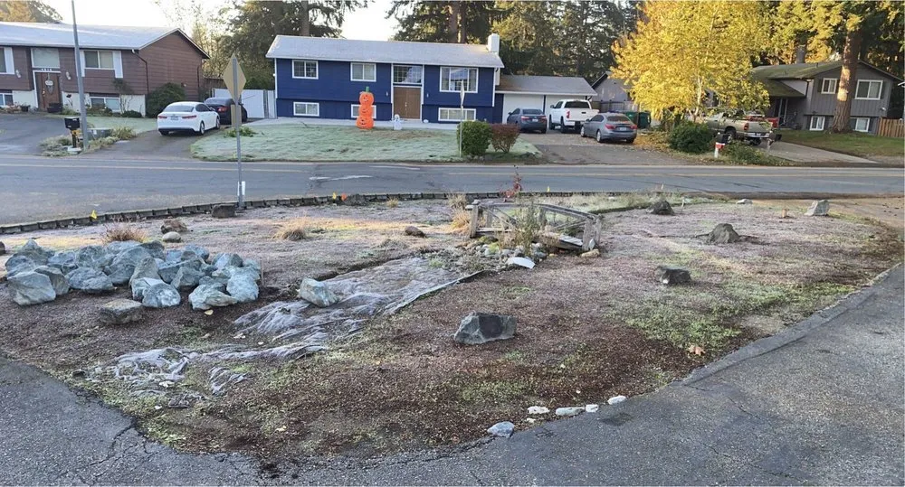 Local lawn care service in Bothell, WA by Washington Hardscapes