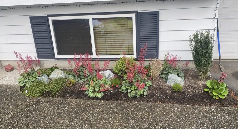 Custom landscape design for residential properties in Bothell, WA by Washington Hardscapes
