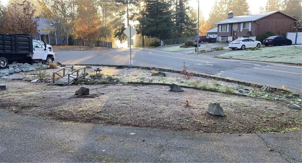 Trusted yard maintenance with custom design in Bothell, WA by Washington Hardscapes