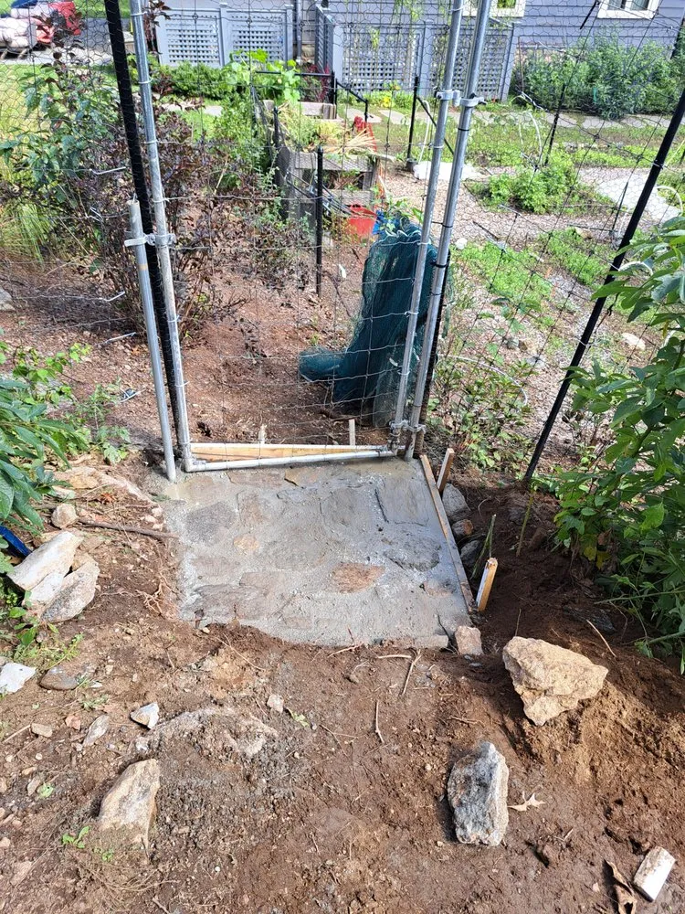 Reliable lawn mowing service experts serving Stamford, CT - Washington Help