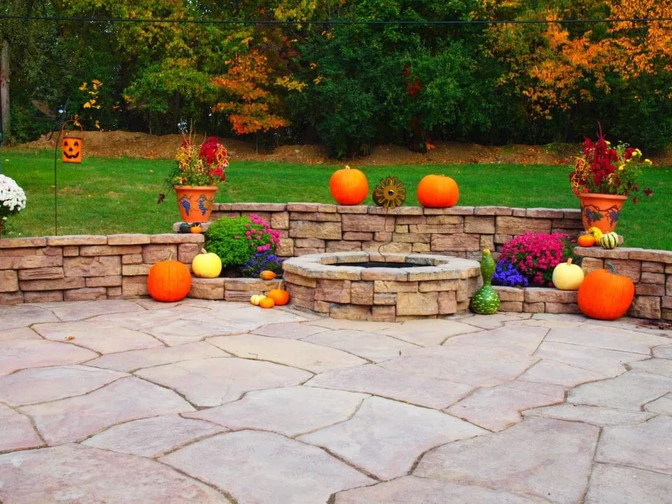 Trusted garden landscaping experts serving Farmington Hills, MI - Wasmer Brothers Landscaping
