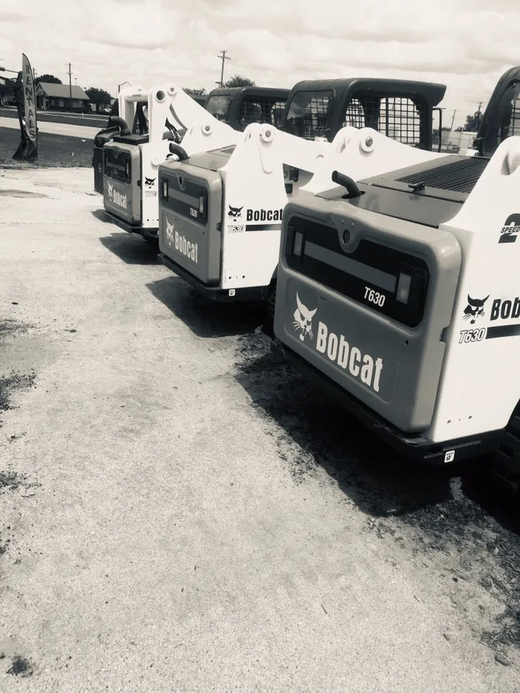 Local outdoor landscaping experts serving Daytona Beach, FL - Watch'em Grow Tree and Lawn Services