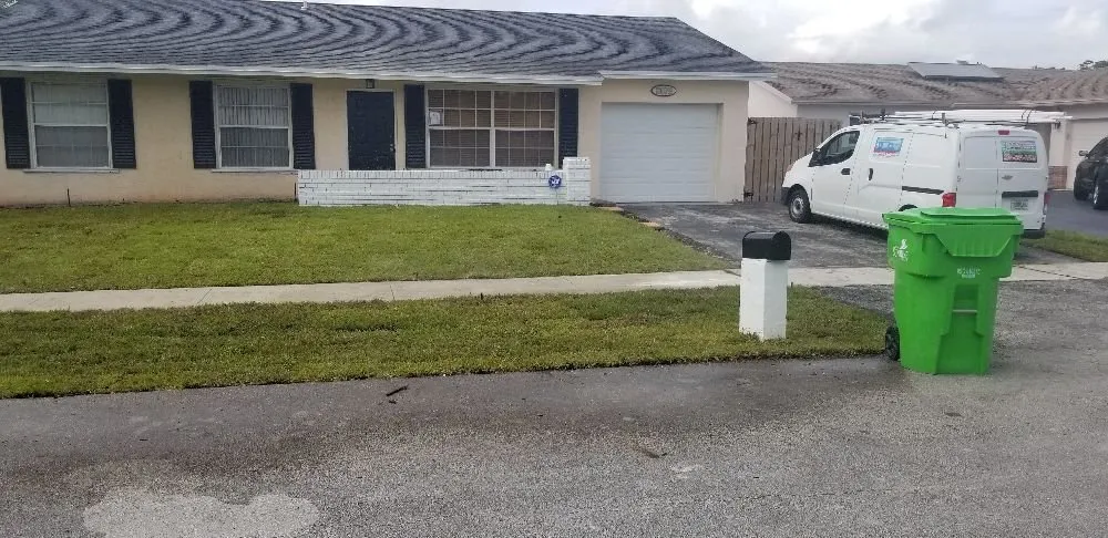 Affordable yard cleanup service for beautiful yards across Hollywood, FL - Water Boy Lawn Sprinklers