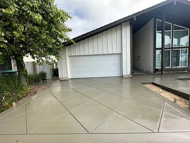 Local yard cleanup service for homes across Westminster, CA - Water Front Landscape