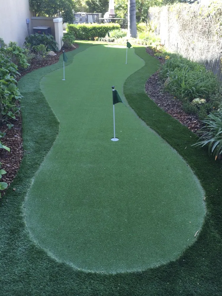 Professional yard cleanup service for residential properties in Thousand Oaks, CA by Waterfalls Etcetera