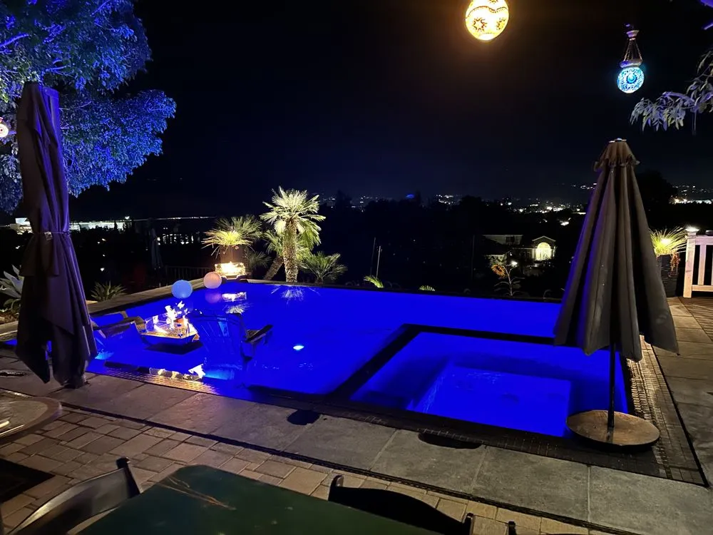 Trusted lawn mowing service in Thousand Oaks, CA by Waterfalls Etcetera