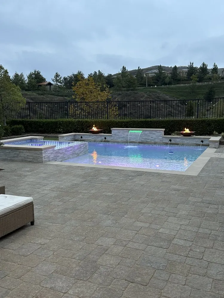 Custom lawn care service in Thousand Oaks, CA - Waterfalls Etcetera