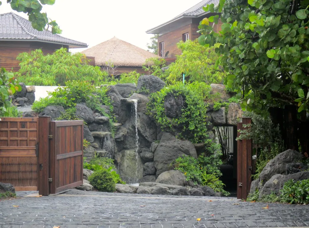 Affordable landscape design experts serving Fort Lauderdale, FL - Waterfalls Fountains & Gardens