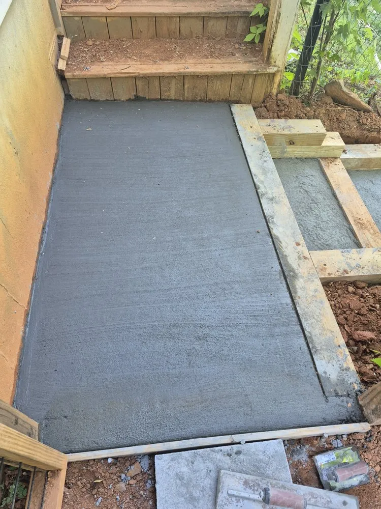 Local garden landscaping in Franklin, NC - Waterfalls Painting And Landscaping