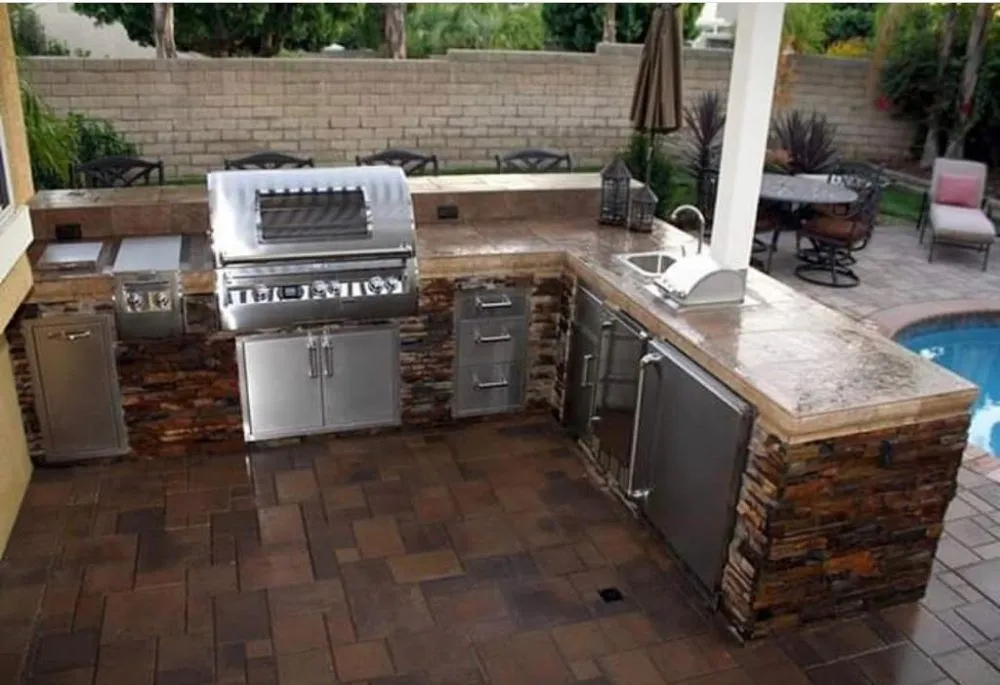 Top-rated landscape installation for residential properties in Bakersfield, CA by Waterless Turf