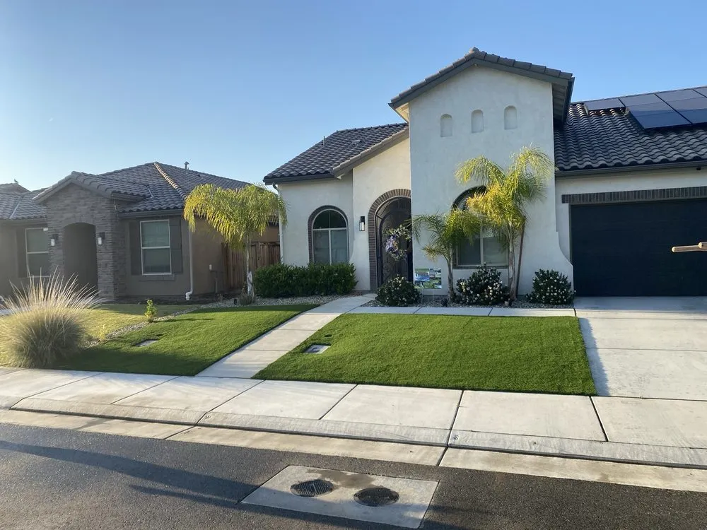 Professional landscape design in Bakersfield, CA - Waterless Turf