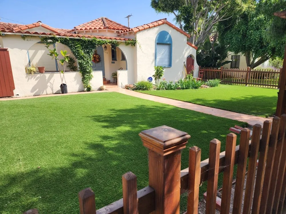 Trusted yard cleanup service experts serving Bakersfield, CA - Waterless Turf