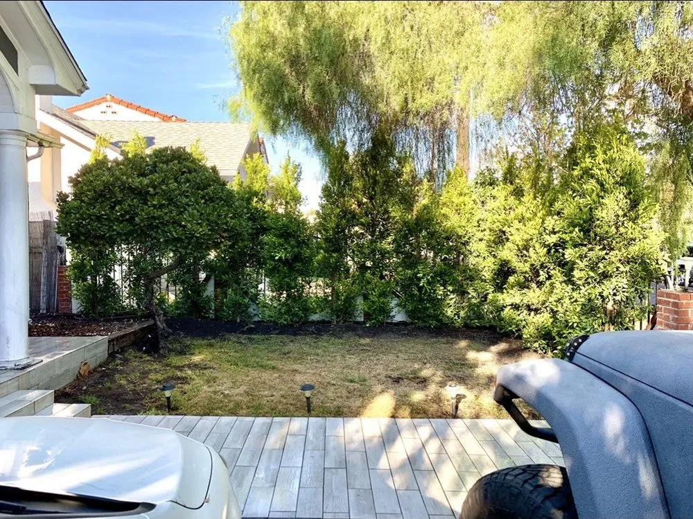 Expert outdoor landscaping experts serving Marina Del Rey, CA - Waterless Turf