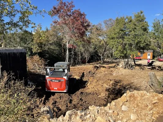 Waters Lawns & More Logo