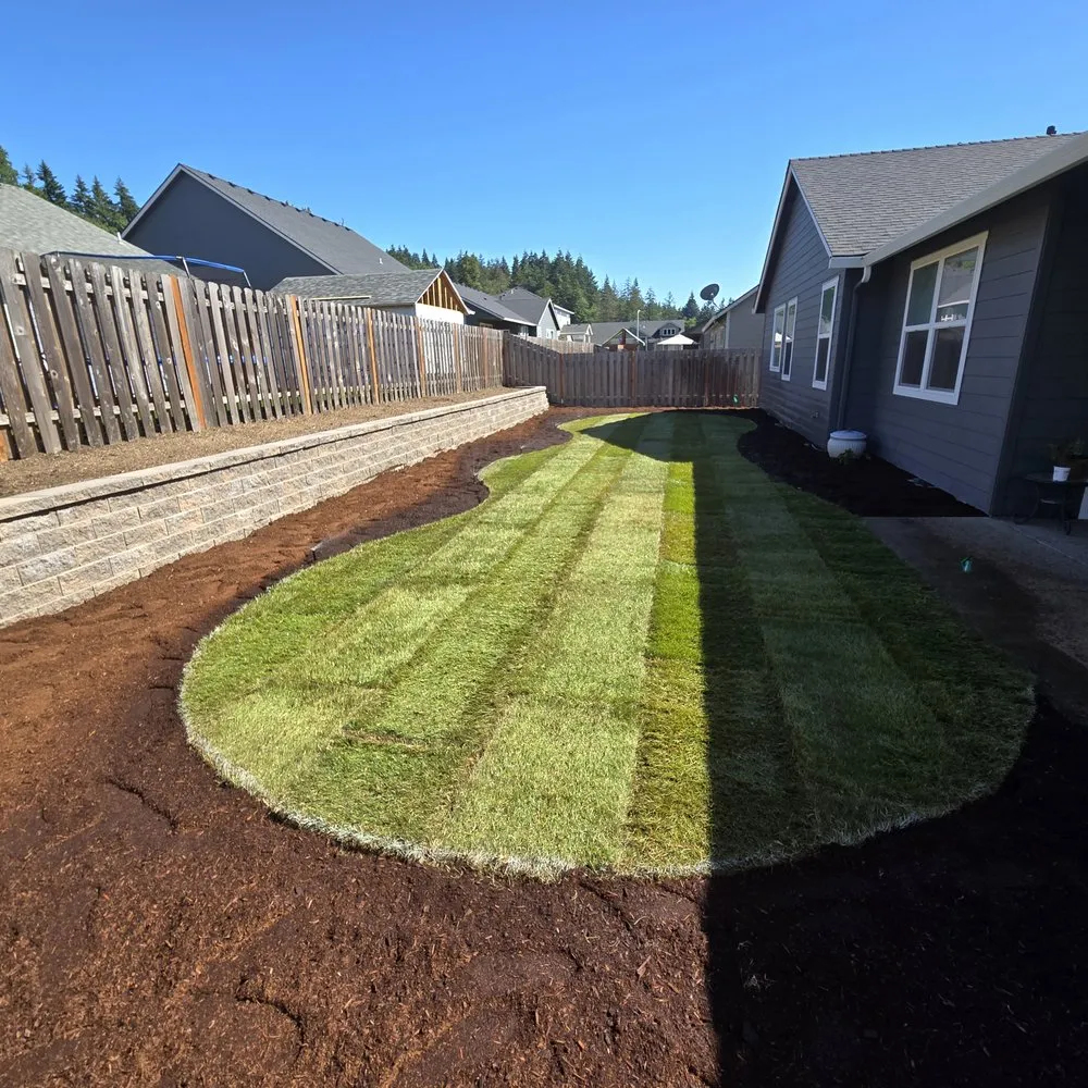 Custom landscape installation for beautiful yards across Woodburn, OR - Waterside Landscape Maintenance